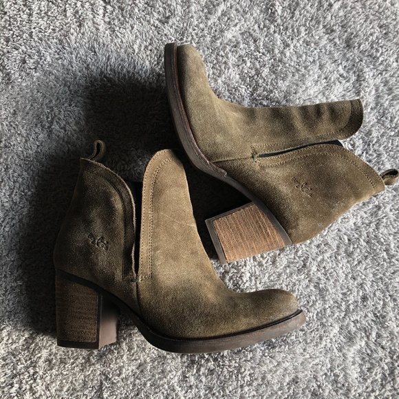 Bos. & Co. Belfield Waterproof Chelsea Boot - Picture 1 of 10